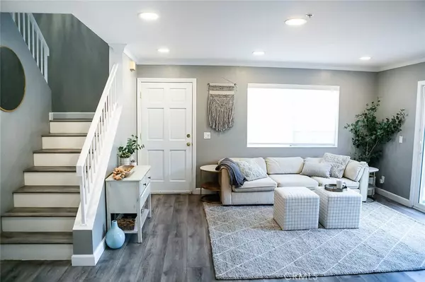 Cypress, CA 90630,6166 Orange