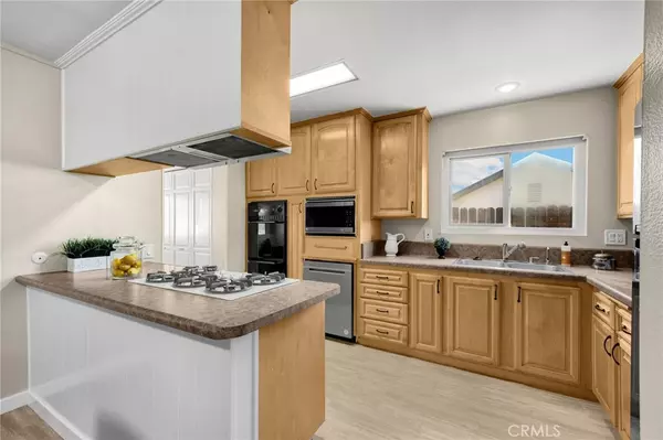 Brea, CA 92821,909 Orangewood Dr