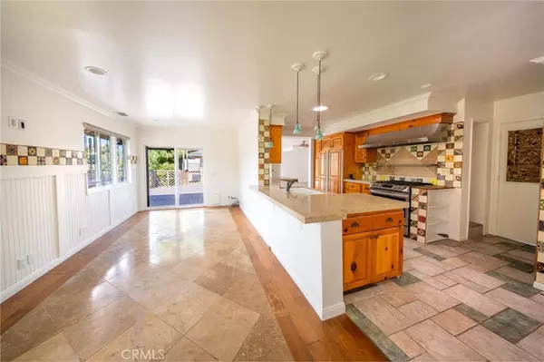 Newport Beach, CA 92660,2233 Heather LN