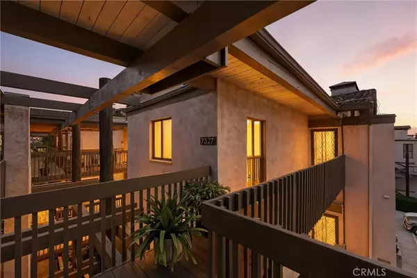 Long Beach, CA 90803,7327 Marina Pacifica S