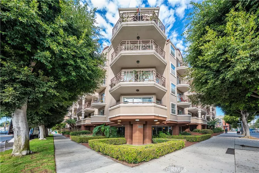 801 Pine Avenue #102, Long Beach, CA 90813