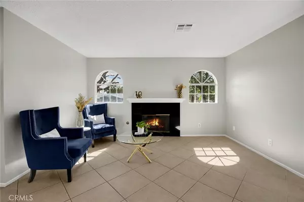 Pomona, CA 91766,331 E Phillips