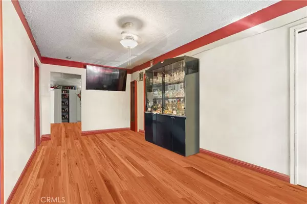 Los Angeles, CA 90003,247 E 97th