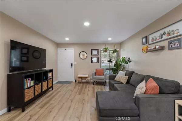 Orange, CA 92865,3029 N Cottonwood ST #12