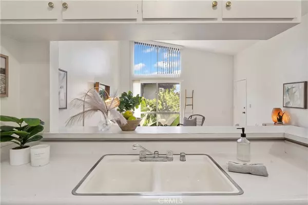 Torrance, CA 90502,826 Coriander DR #D