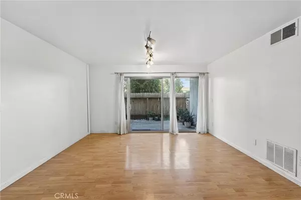 Santa Ana, CA 92704,2511 W Sunflower AVE #K4