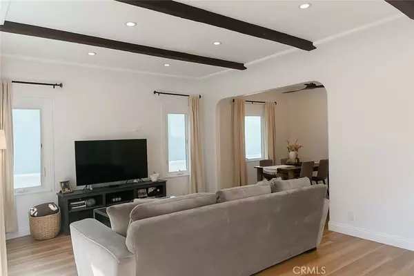 Long Beach, CA 90803,173 Santa Ana AVE