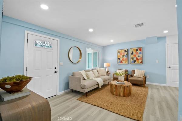 East Los Angeles, CA 90022,4910 Gratian