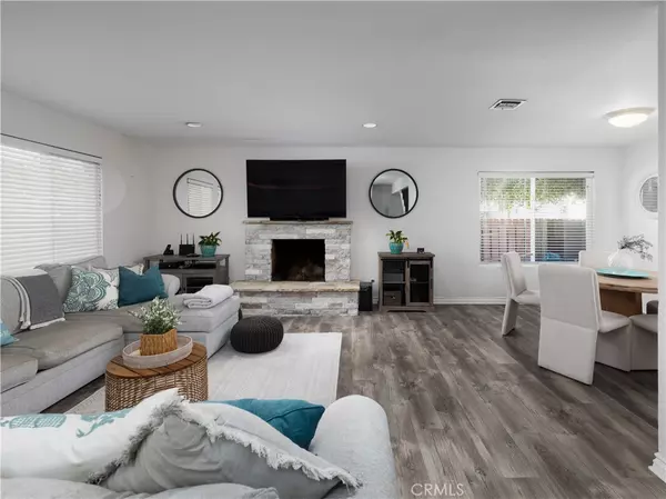 Lomita, CA 90717,25006 Eshelman