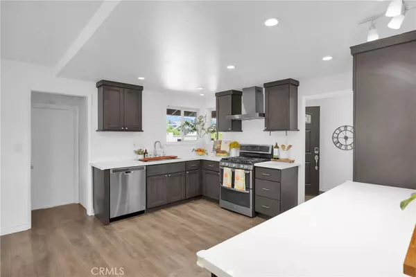 Rancho Cucamonga, CA 91739,6612 Pear