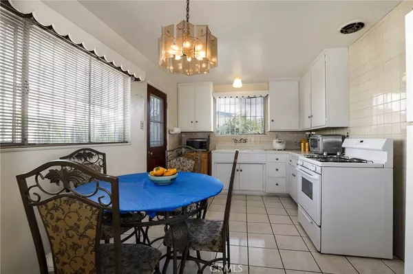 La Puente, CA 91744,932 Shadydale AVE