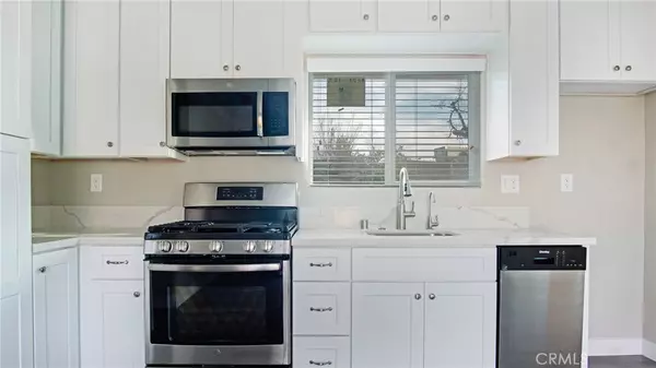 Placentia, CA 92870,940 Gonzales #B