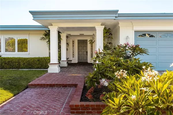 Corona Del Mar, CA 92625,2707 Island View