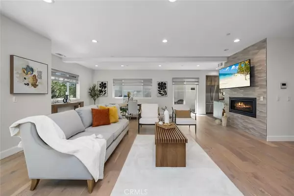 523 E Cedar #101, Burbank, CA 91501