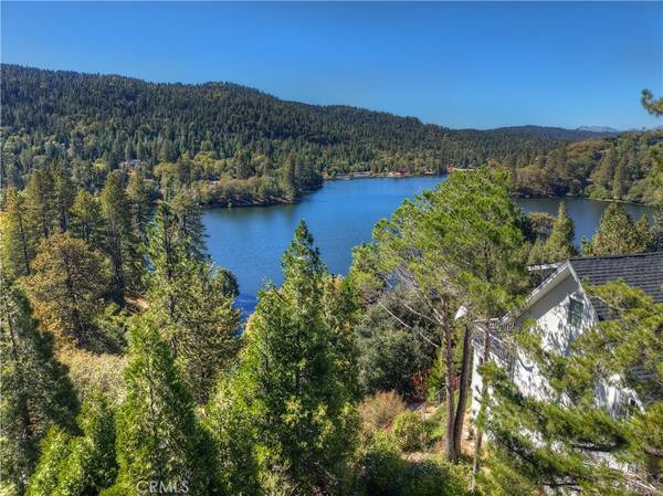 Crestline, CA 92325,428 Delle DR