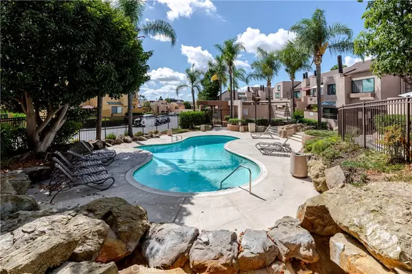 Lake Forest, CA 92630,25761 Le Parc #82