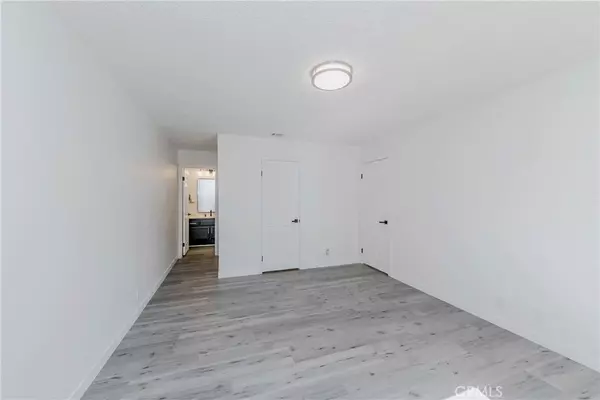 Torrance, CA 90502,20553 S Vermont #6