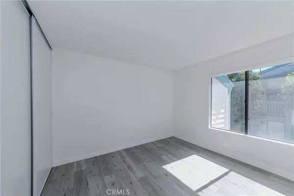 Torrance, CA 90502,20553 S Vermont #6