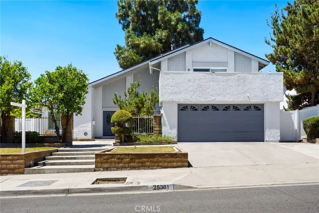 Laguna Hills, CA 92653,25381 Mackenzie St