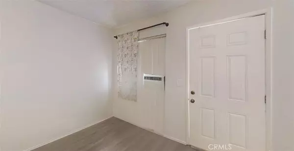 Orange, CA 92866,421 N Olive #B