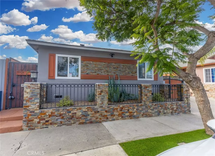 11521 Inglewood AVE, Hawthorne, CA 90250