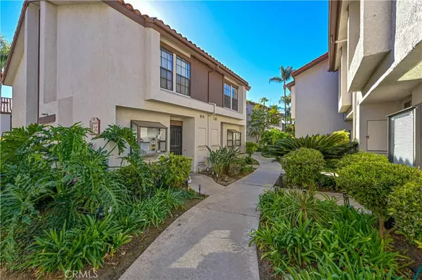 376 Hawaii, Placentia, CA 92870