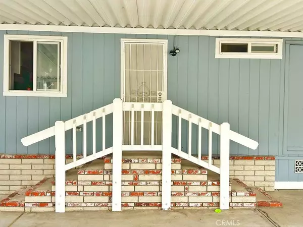 Santa Ana, CA 92704,12300 W Lilac AVE #220