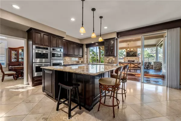 Anaheim Hills, CA 92808,823 S Cottontail