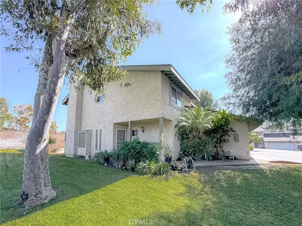 15956 Alicante, La Mirada, CA 90638
