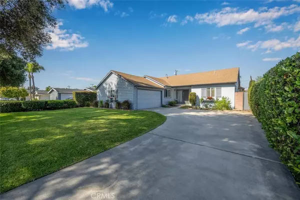 Fullerton, CA 92833,1137 W Porter