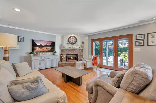 Long Beach, CA 90815,853 Stevely