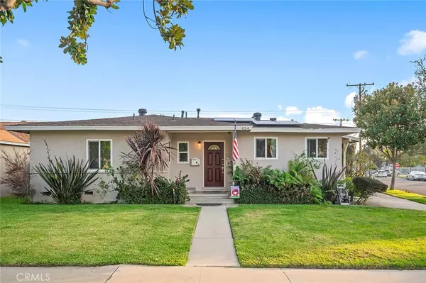 Fullerton, CA 92832,654 W Gage AVE