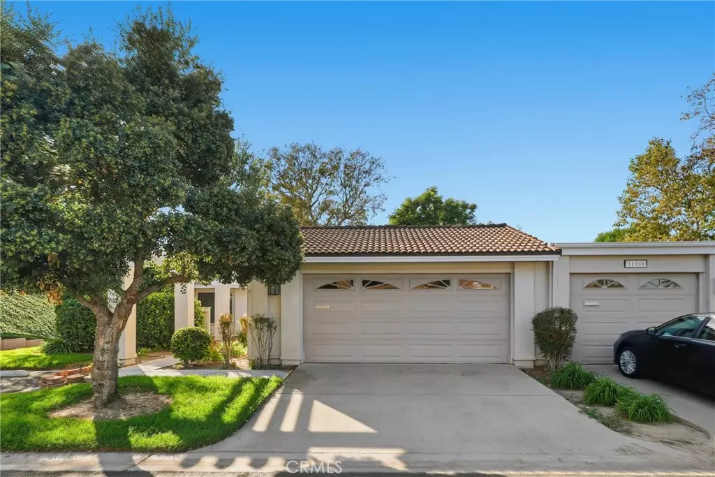 Laguna Woods, CA 92637,3190 Via Buena #A