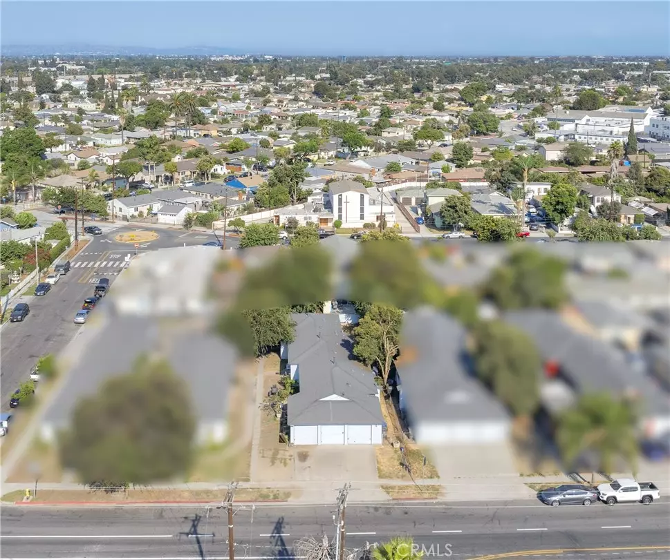 Lynwood, CA 90262,11952 Santa Fe Ave