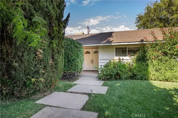 Fullerton, CA 92835,401 Estralita