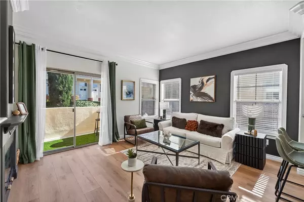 Anaheim Hills, CA 92808,1008 S Rossano