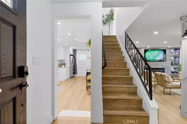 Huntington Beach, CA 92647,16782 Heritage LN
