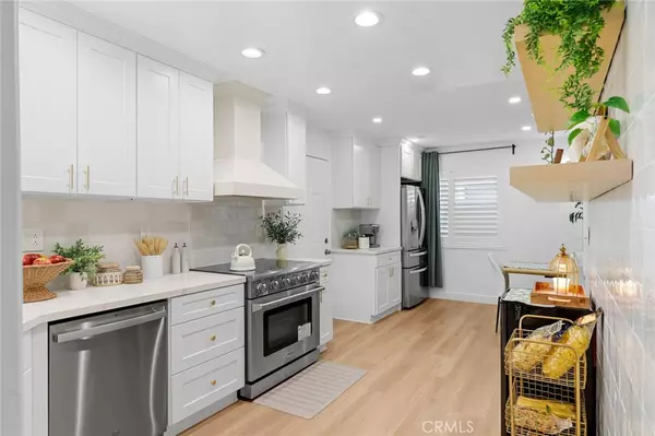 Huntington Beach, CA 92647,16782 Heritage LN