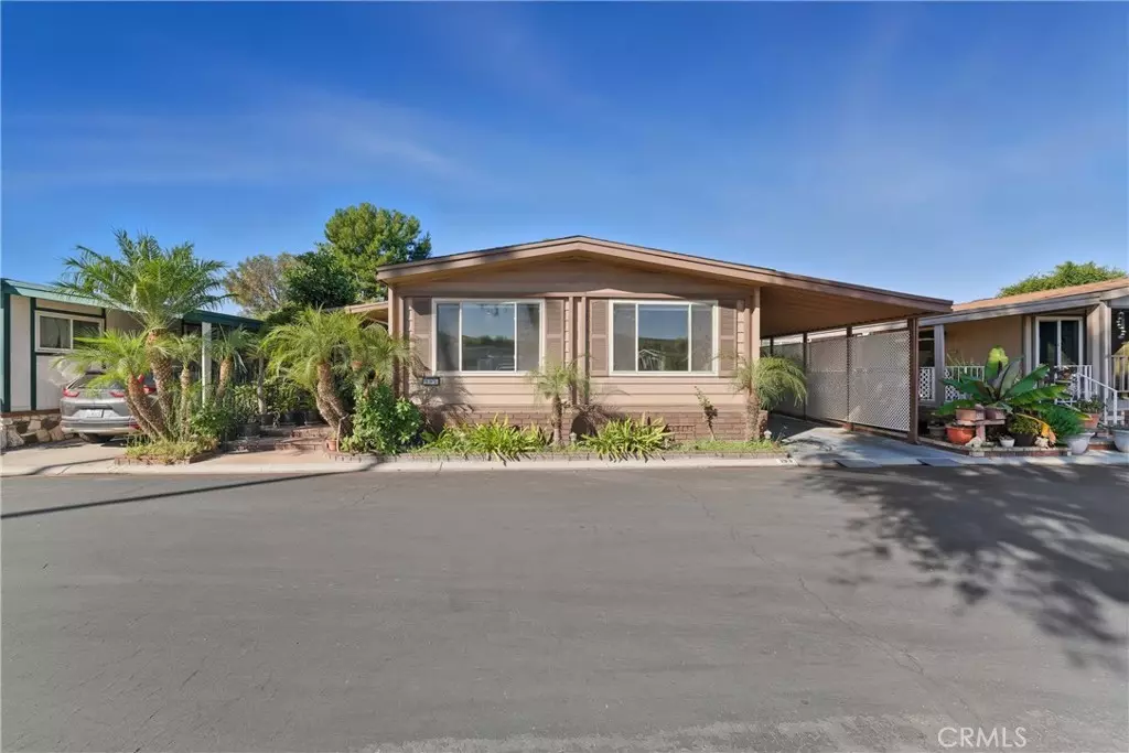 Anaheim, CA 92801,1919 W Coronet Ave #193