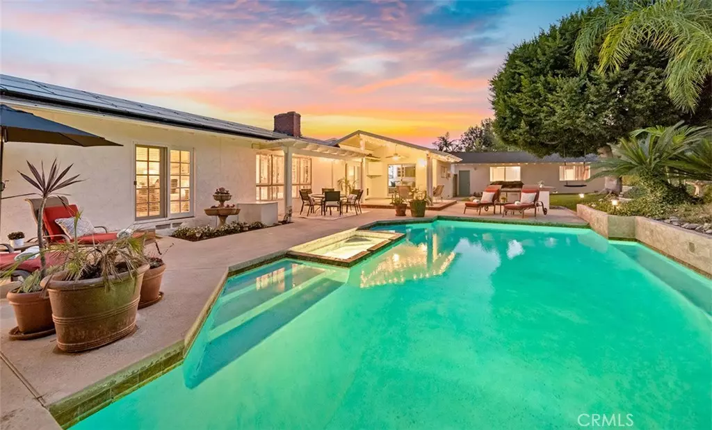 Fullerton, CA 92833,2207 Calle Ultimo