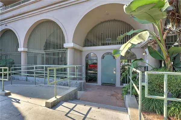 Long Beach, CA 90802,555 Maine AVE #215