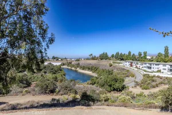 Anaheim Hills, CA 92807,7239 E Drake