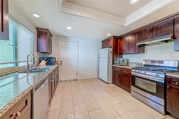 Fullerton, CA 92833,2523 Cypress Point DR