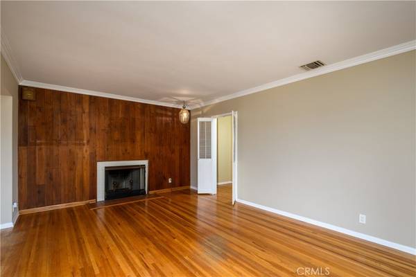 Alhambra, CA 91801,1300 Violeta DR