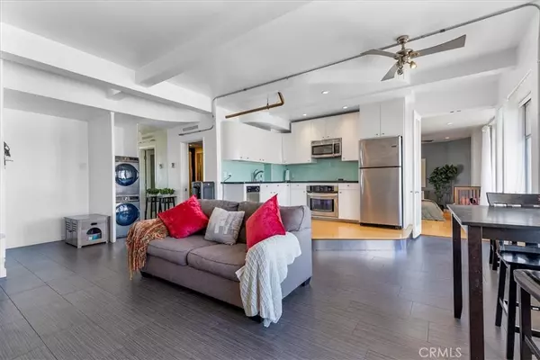 Long Beach, CA 90802,100 Atlantic #701