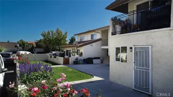 Orange, CA 92865,2074 N Highland ST