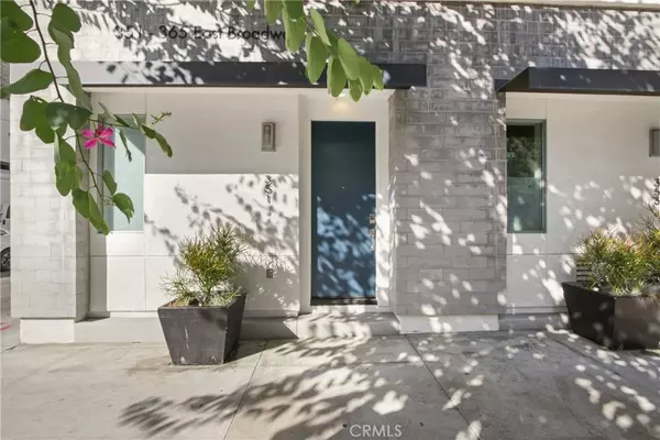 351 E Broadway, Long Beach, CA 90802