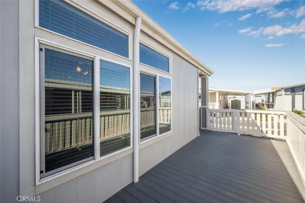 Huntington Beach, CA 92649,16222 Monterey LN #285