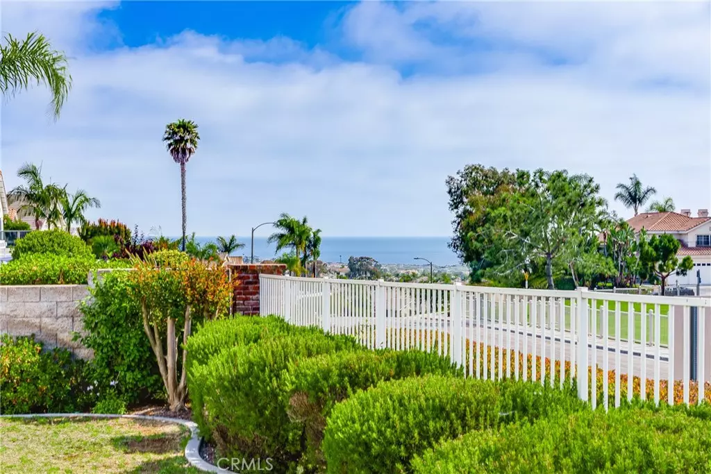 Laguna Niguel, CA 92677,11 High Bluff