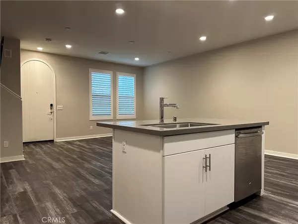 Lake Forest, CA 92630,64 Jasmine